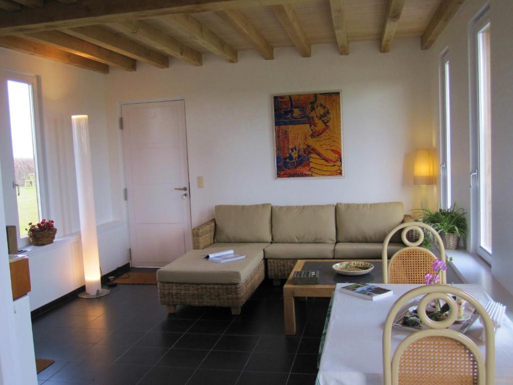 Sint-Coryn Villa Reninge Екстериор снимка